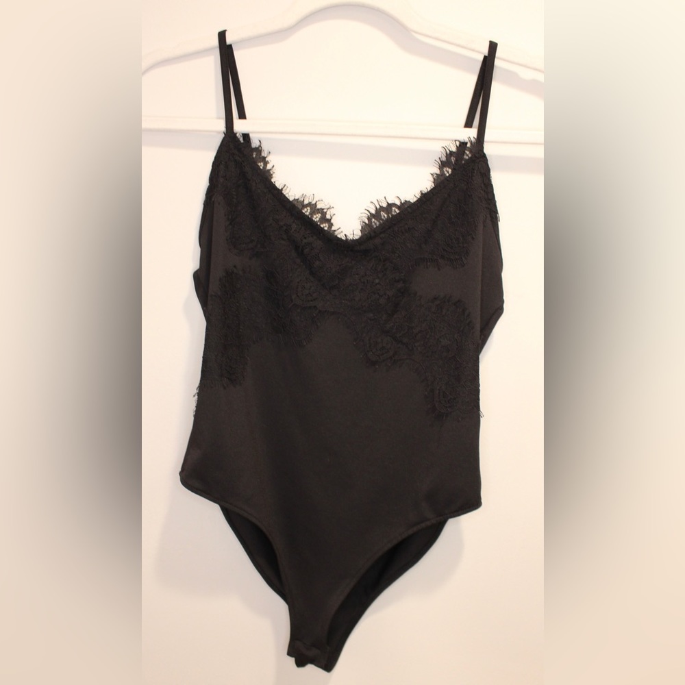 Zara Black Lace Bodysuit in size M